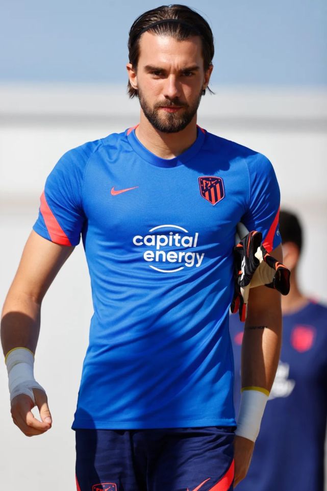 开云,kaiyun-西甲倒计时，波特兰开拓者转会期门线救险，细节引发关注，媒体盛赞，赛季目标并未改变的简单介绍