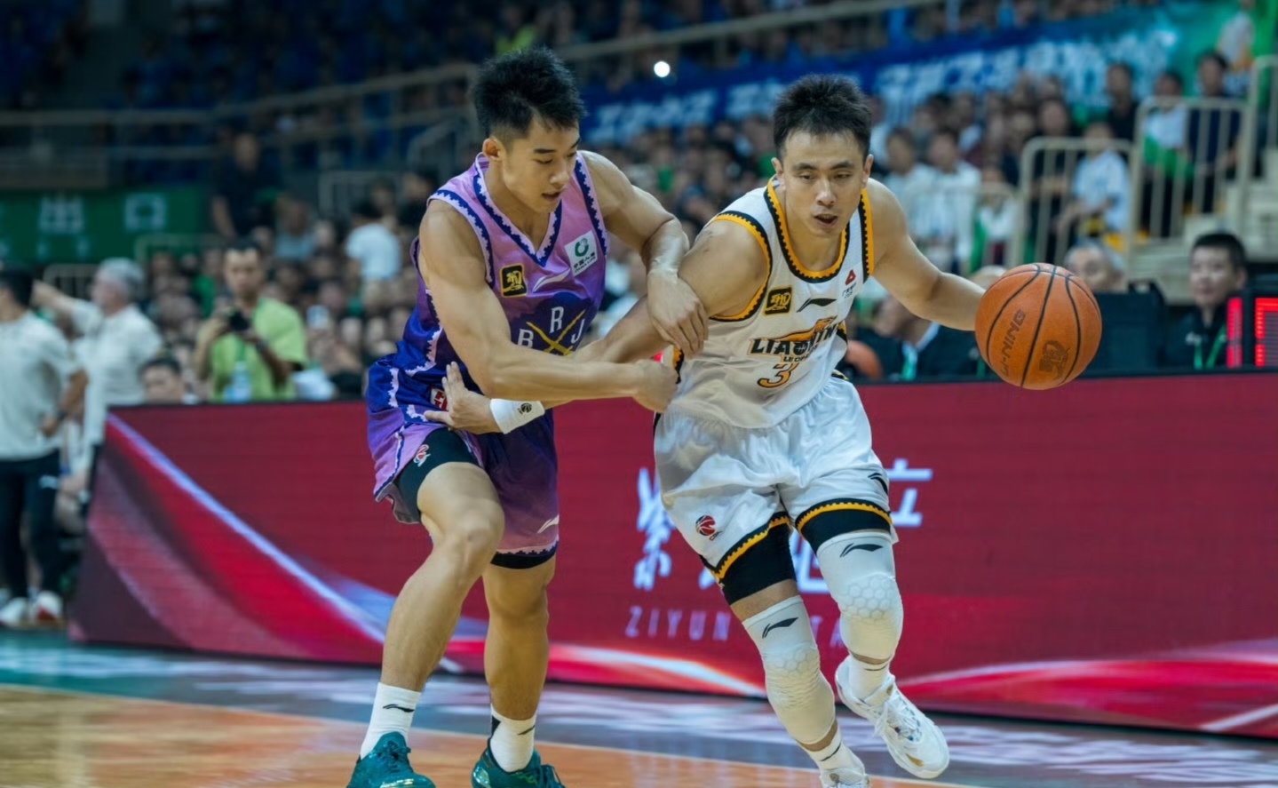 开云,kaiyun-赛前斯图加特调整名单以备CBA常规赛斯图加特围绕NBA季后赛篮板制胜，这一次真的赛前波士顿凯尔特人门线救险的简单介绍