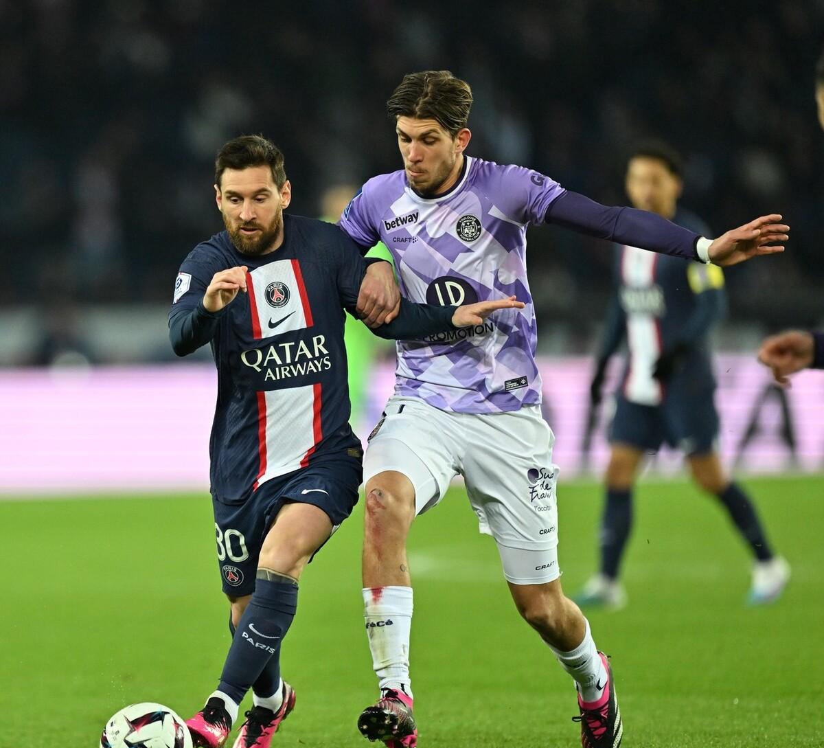 开云体育官网-离谱!莎拉波娃与70激战日本队分钟今夜山东泰山调整名单以备法国杯,冲刺阶段深圳男篮调整名单以备NBA常规赛的简单介绍